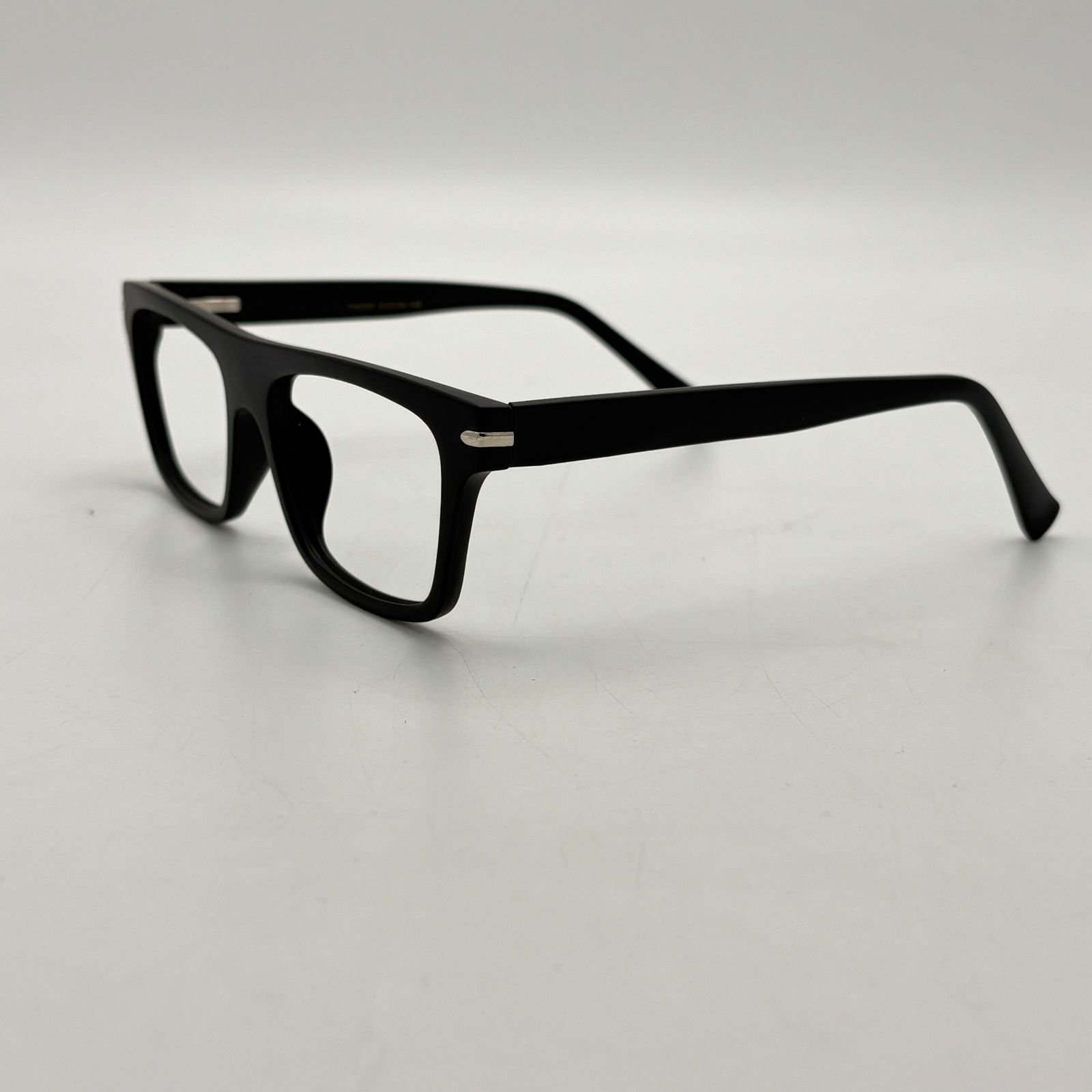 Devil Hunter (DH008) - Black